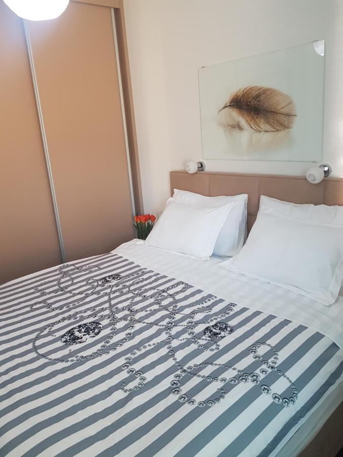 Apartment Funny Kotor Luaran gambar