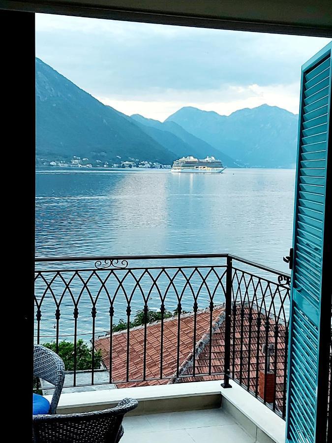 Apartment Funny Kotor Luaran gambar