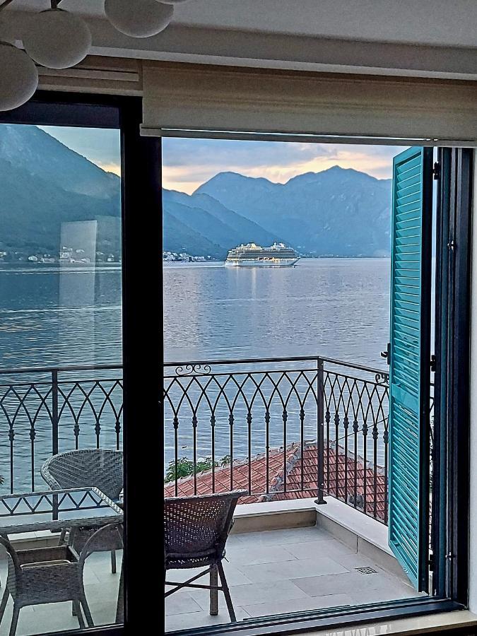 Apartment Funny Kotor Luaran gambar
