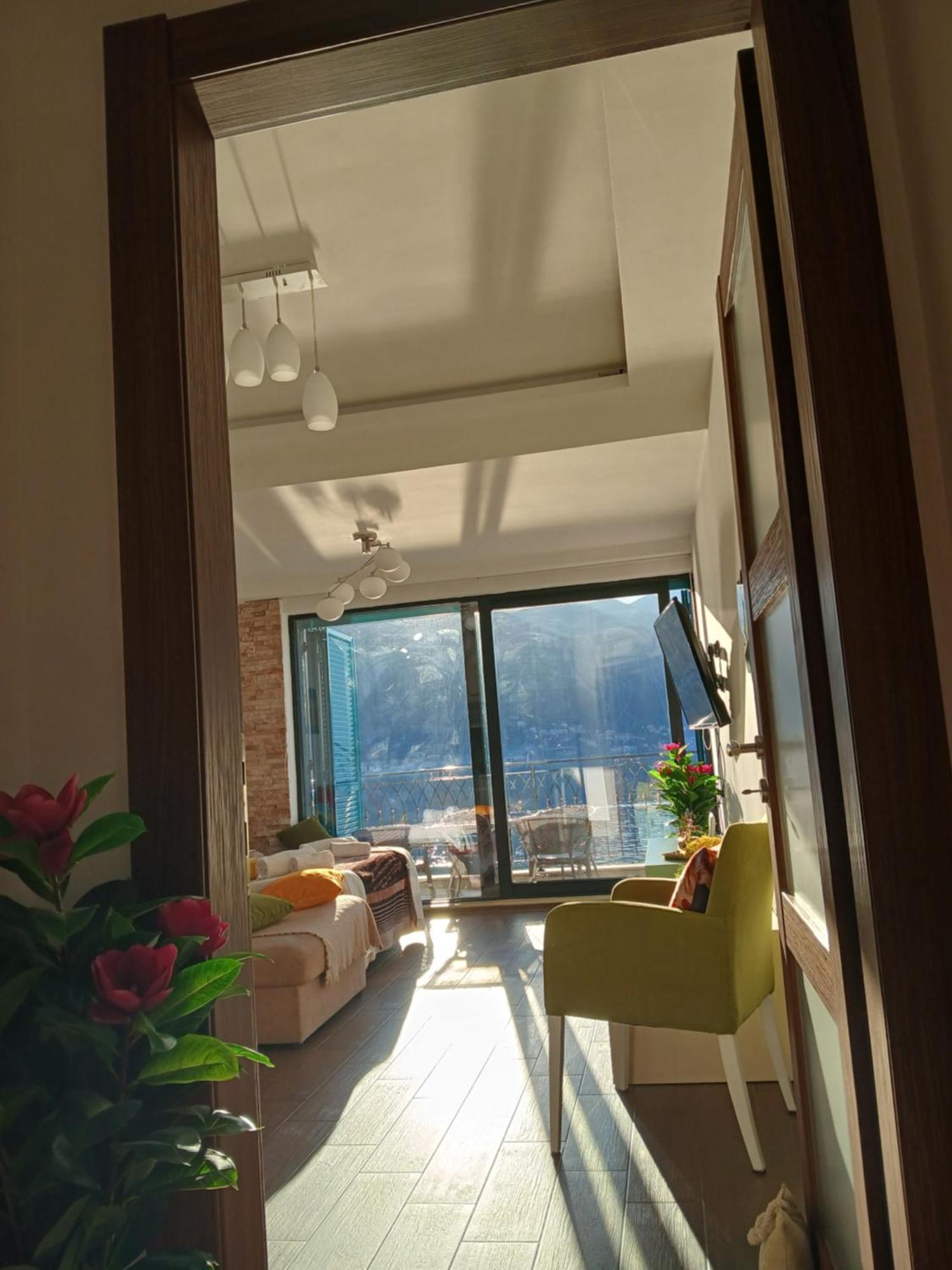 Apartment Funny Kotor Luaran gambar