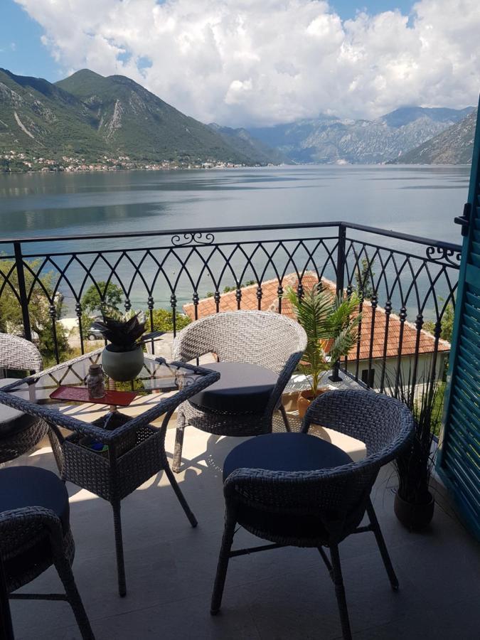 Apartment Funny Kotor Luaran gambar